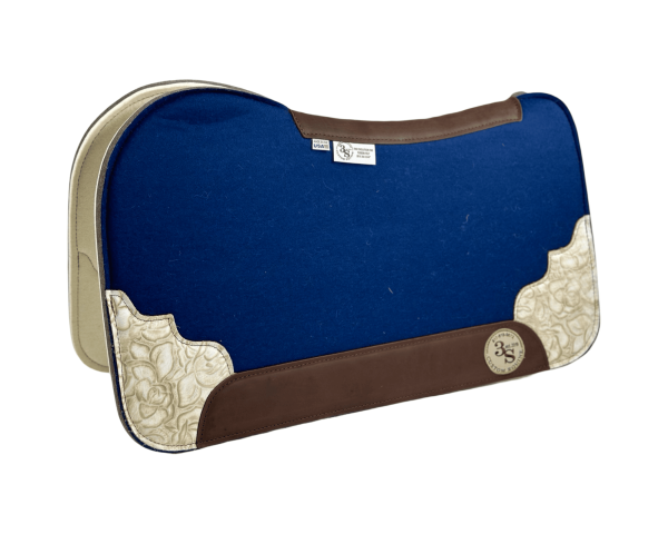 Evolution Pad – 28x30x3/4″ Fusion Felt – Color Pop Midnight Blue – Accent Corners #31 – Brown wear leather