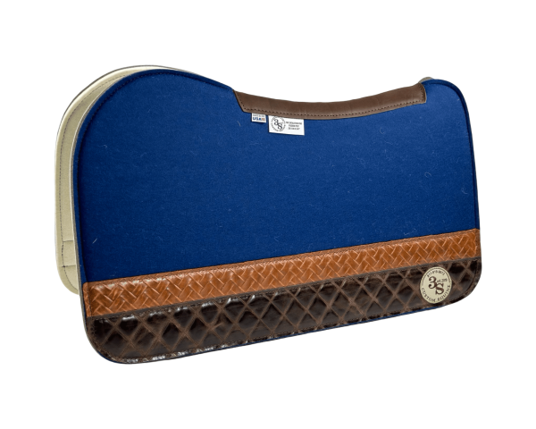 Evolution Pad – 28x30x3/4″ Fusion Felt – Color Pop Midnight Blue – Strip Duo 23/11 – Brown wear leather