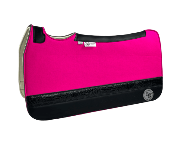 Tradition *HP* Pad – 30x30x3/4″ Fusion Felt – Color Pop Hot Pink – Accent Strip #33 – Black wear leather