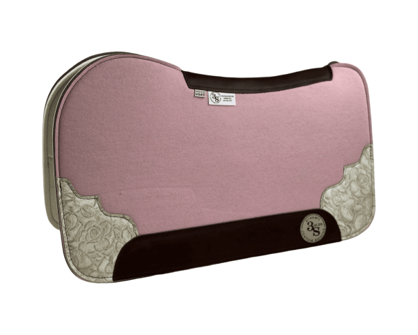 Evolution Pad – 28x30x3/4″ Fusion Felt – Color Pop Light Pink – Accent Corners #31 – Brown wear leather