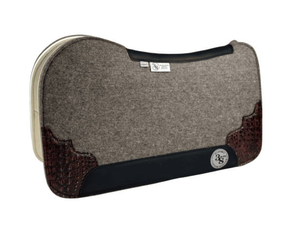 Evolution Pad – 28x30x3/4″ Fusion Felt – Steel #27 Accent Corners - Black wear leather