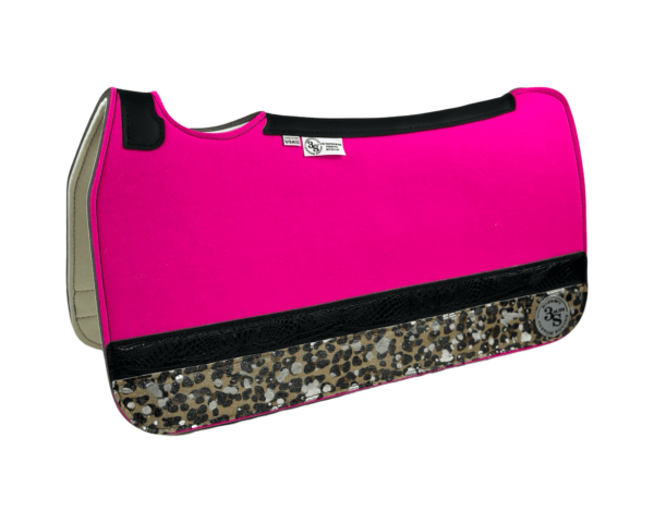 Tradition *HP* Pad – 30x30x3/4″ Fusion Felt – Color Pop Hot Pink – Strip Duo 33/40  – Black Spine leather