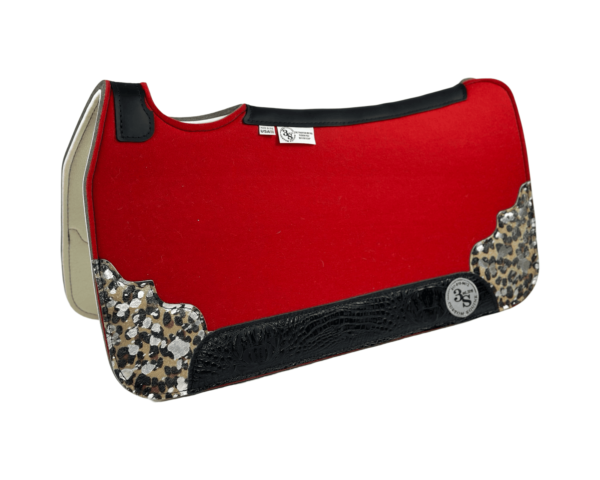 Tradition *HP* Pad – 30x30x3/4″ Fusion Felt – Color Pop Red – Corner Duo 40/33  – Black Spine leather
